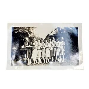 Vtg Girlfriends Posing Together After Tea Party Original Monochrome Photo Found